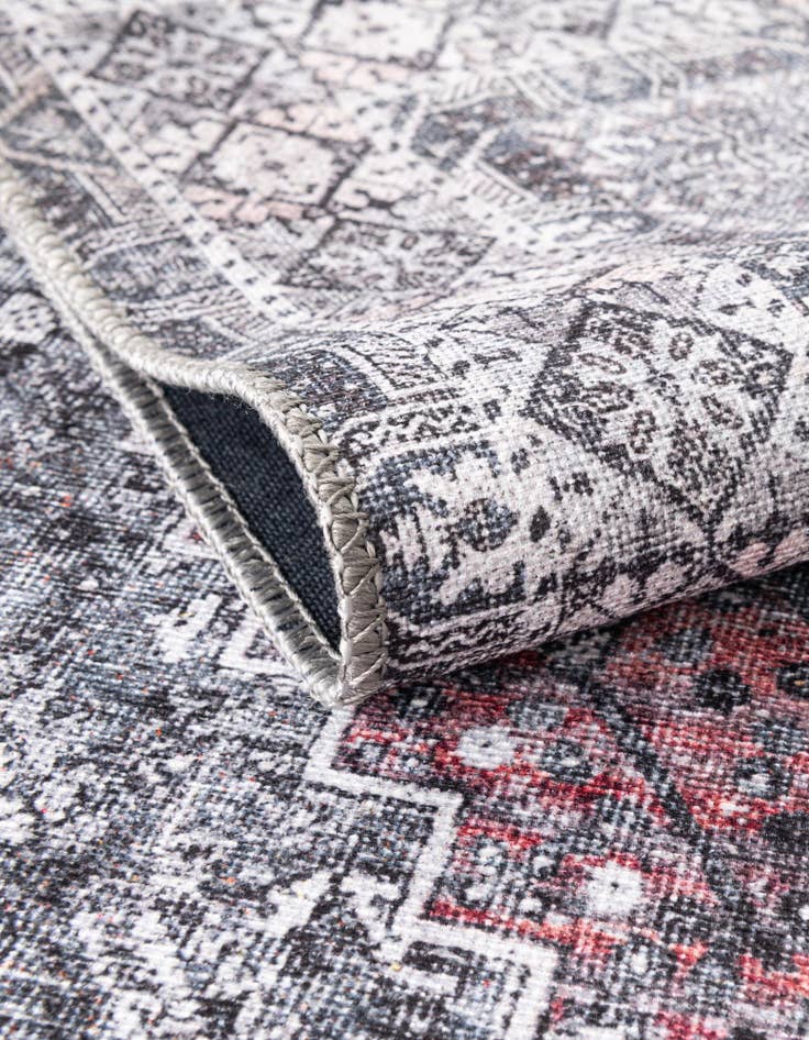 Detail image of  2' x 3' 1 Timeless Oval Rug