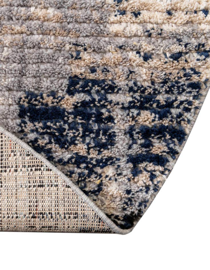 Detail image of  4' x 6' Tucson Oval Rug