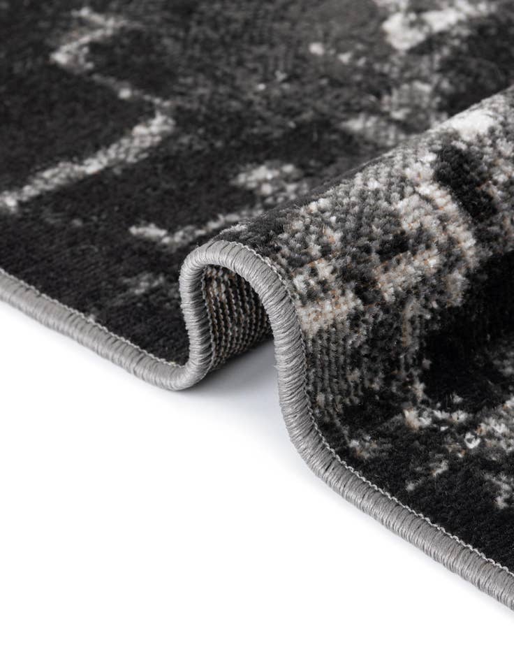 Detail image of  3' 3 x 5' 3 Valencia Oval Rug