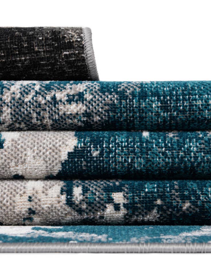 Detail image of  3' 3 x 5' 3 Valencia Oval Rug