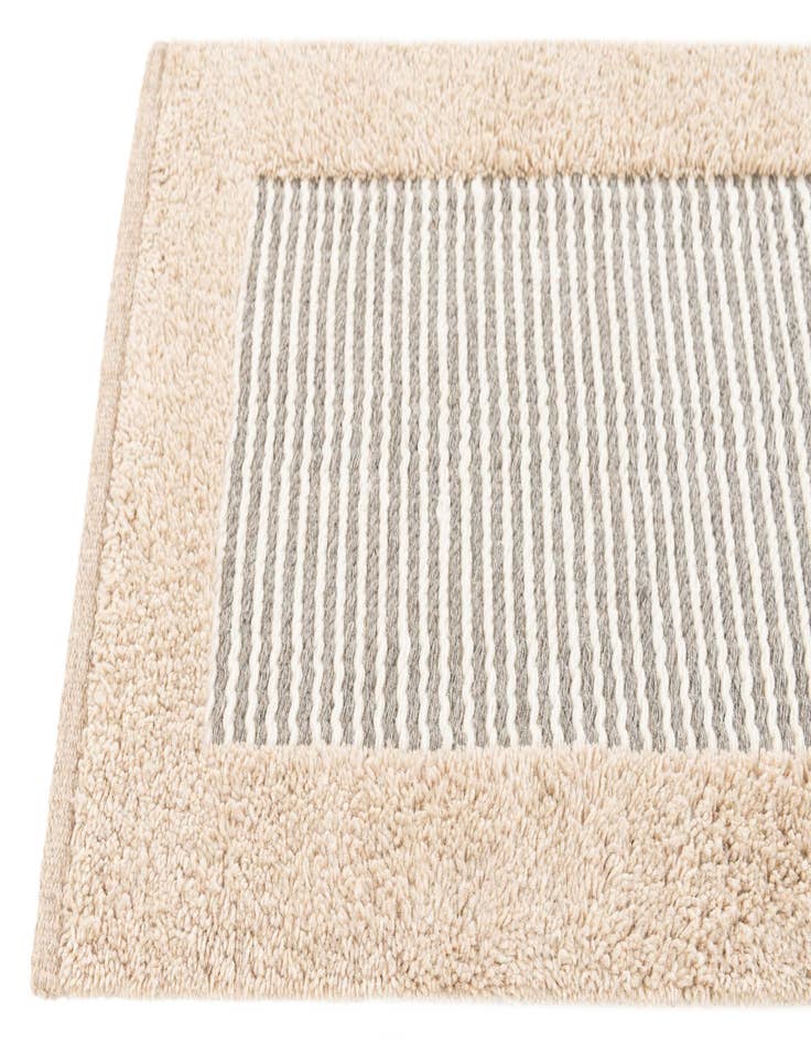 Detail image of  2' x 3'  Hand Woven  Rug