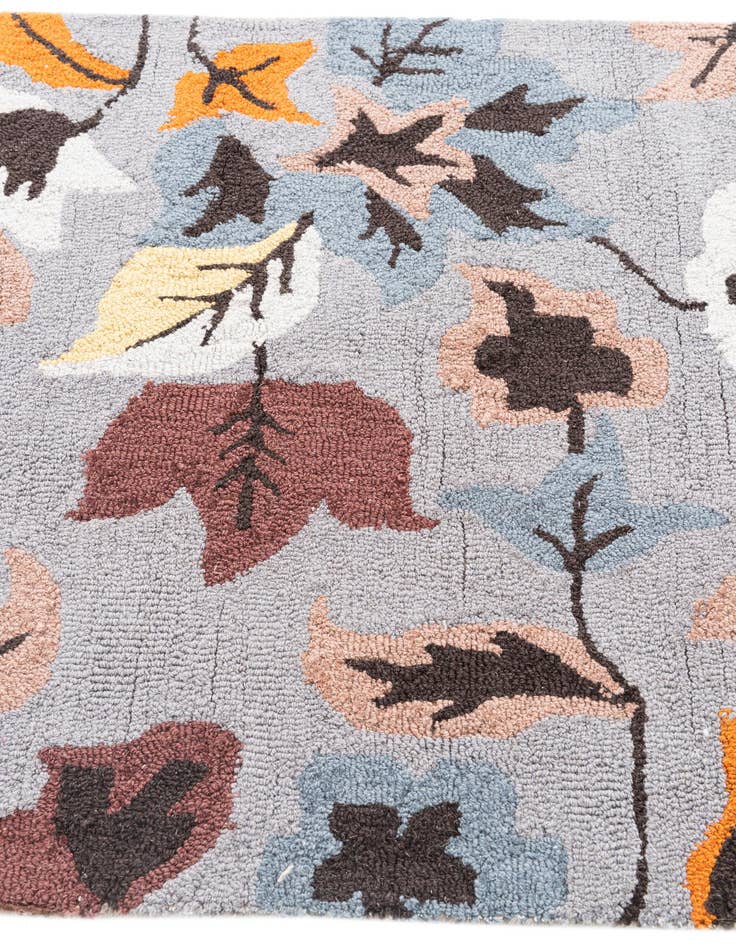 Detail image of  3' x 4' 10 Agra Rug