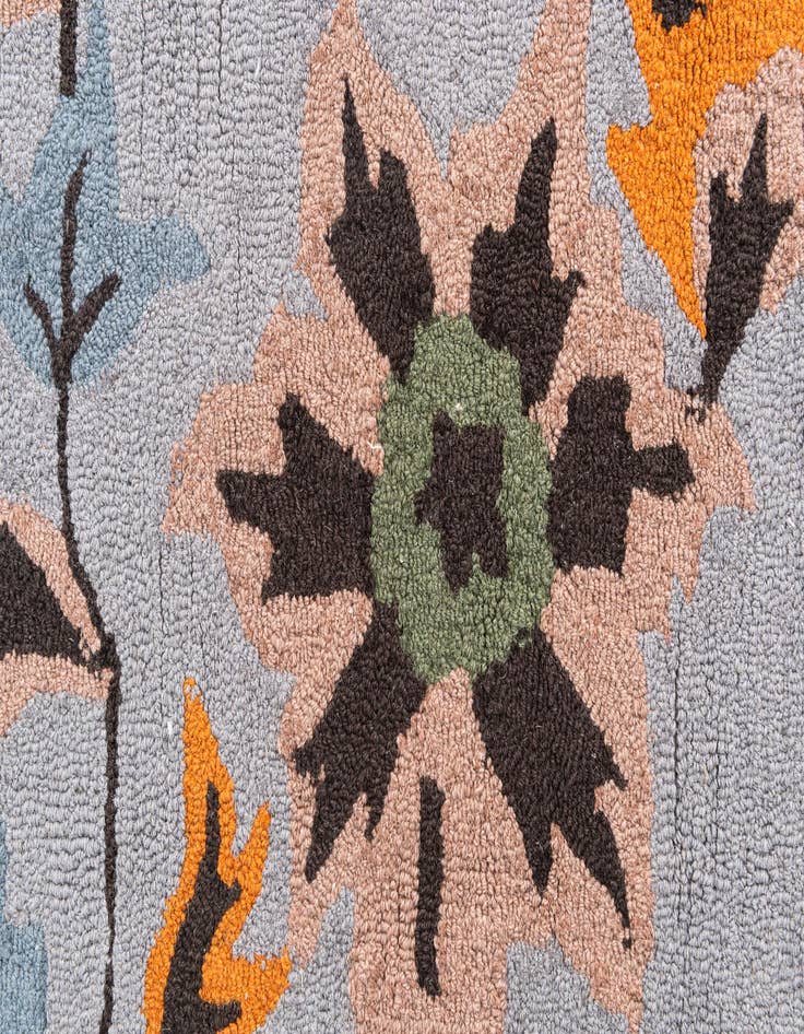 Detail image of  3' x 4' 10 Agra Rug