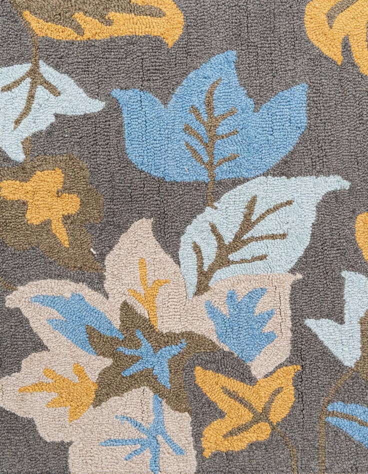 Detail image of  3' x 5' Agra Rug
