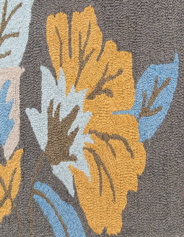 Detail image of  3' x 5' Agra Rug