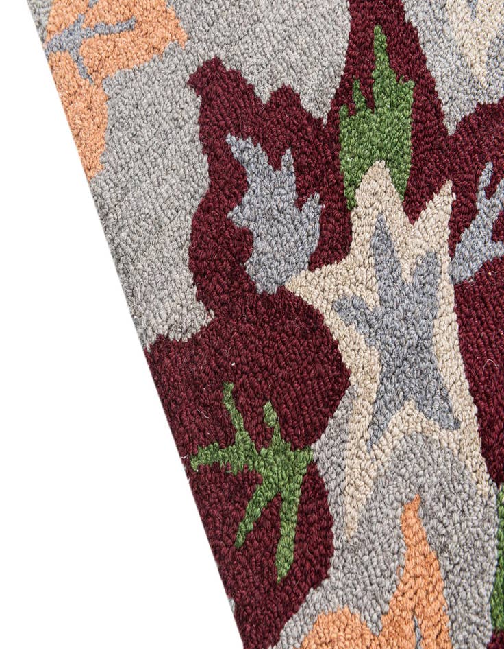 Detail image of  3' x 5' Agra Rug