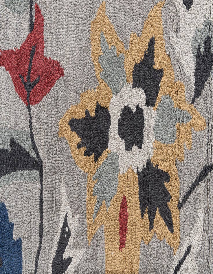 Detail image of  3' x 5' Agra Rug