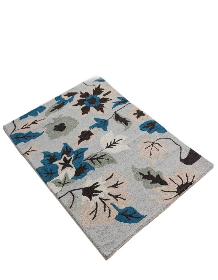 Detail image of  4' x 6' Agra Rug