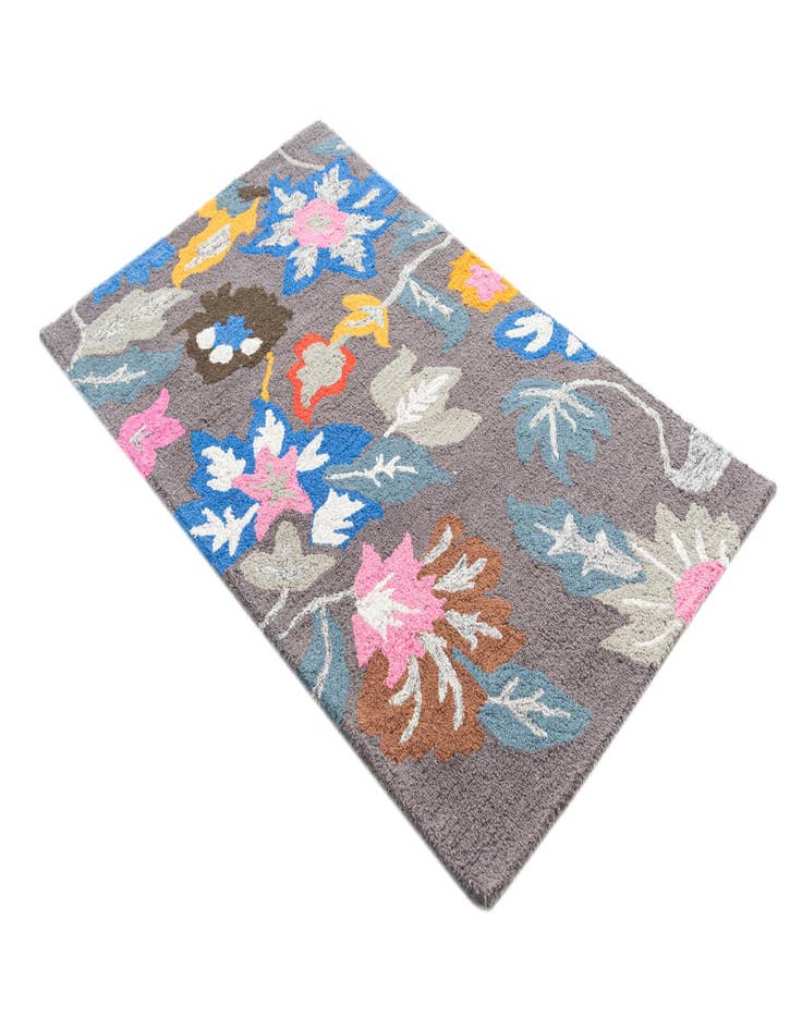 Detail image of  3' 1 x 5' Agra Rug