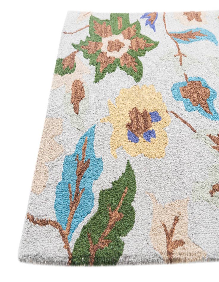 Detail image of  3' x 5' Agra Rug