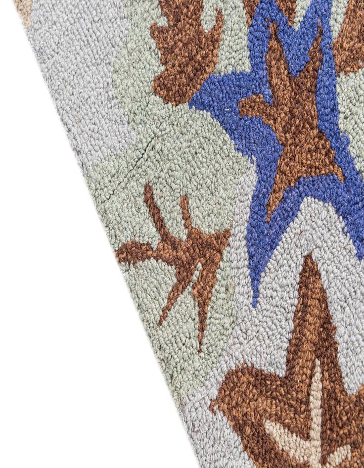 Detail image of  3' x 5' Agra Rug