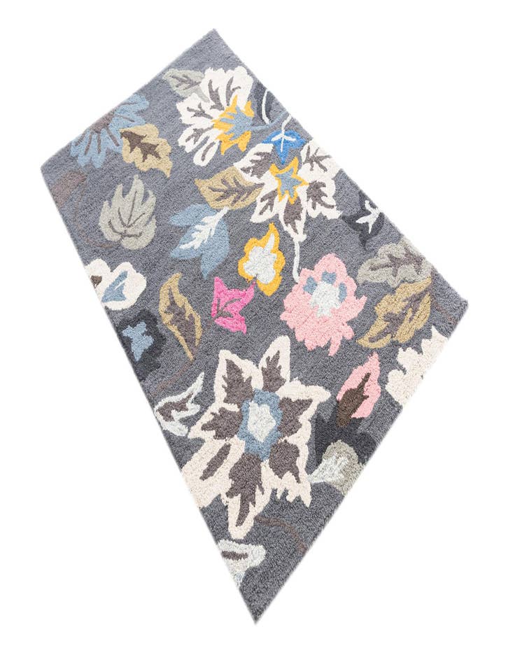 Detail image of  3' 1 x 5' Agra Rug