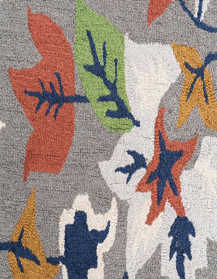 Detail image of  3' x 5' Agra Rug
