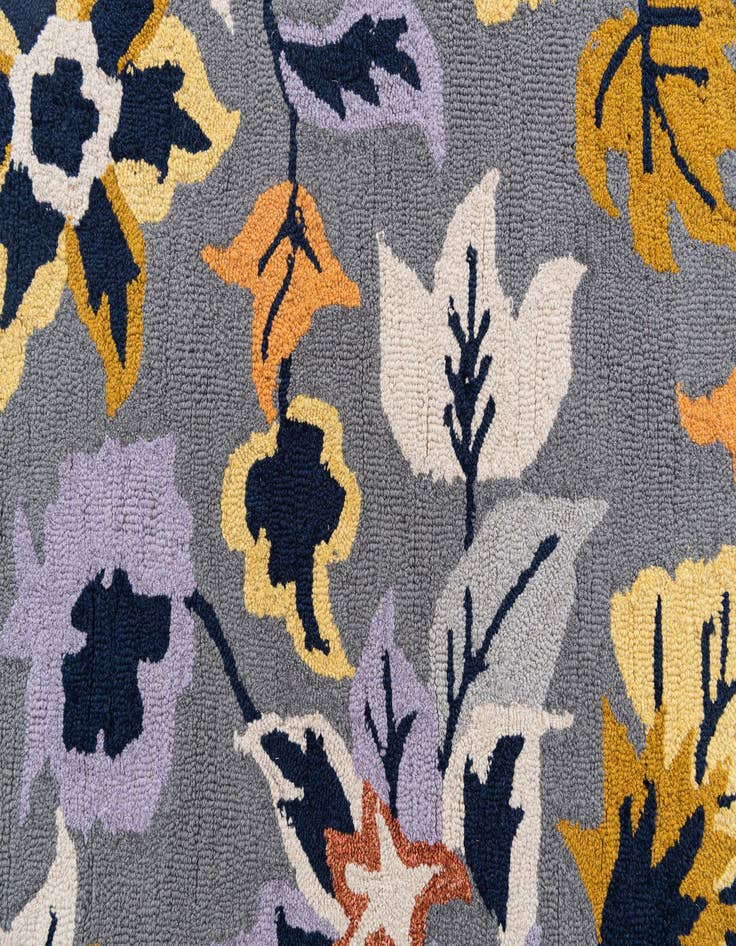 Detail image of  3' 1 x 4' 10 Agra Rug