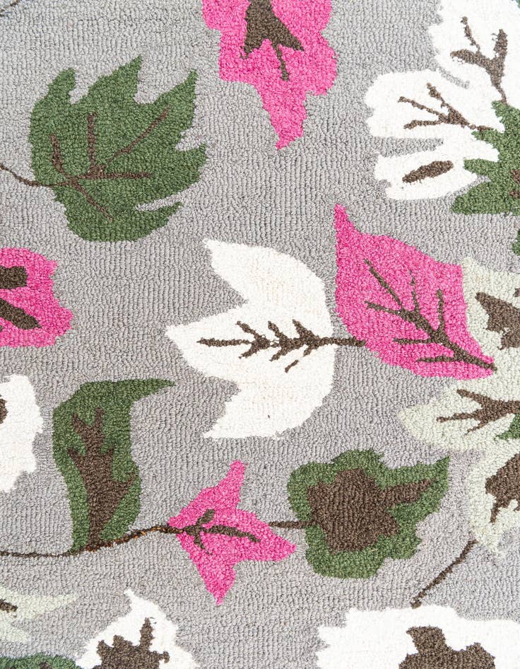 Detail image of  3' x 5' Agra Rug