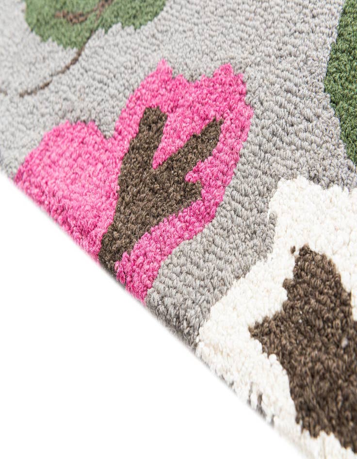 Detail image of  3' x 5' Agra Rug