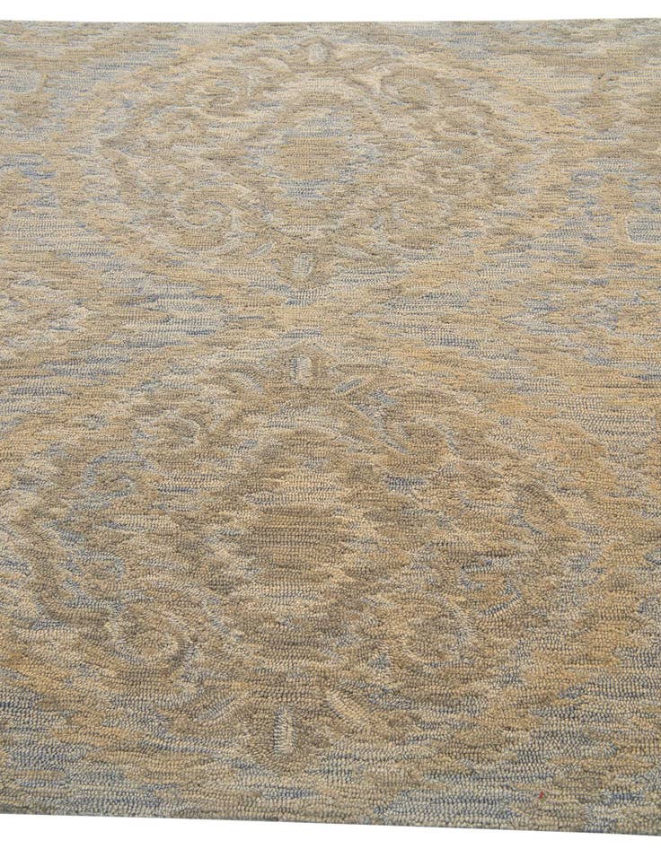 Detail image of  5' x 7' 6 Agra Rug