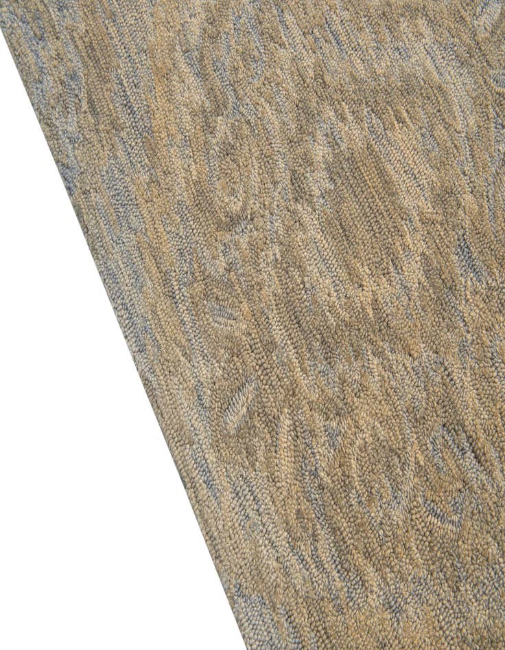 Detail image of  5' x 7' 6 Agra Rug