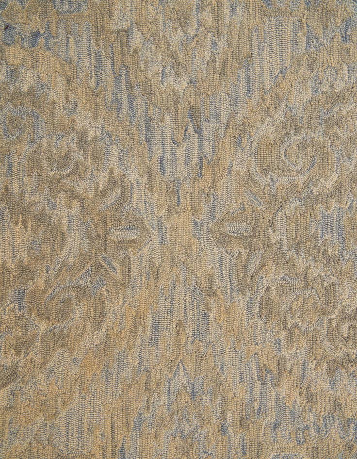 Detail image of  5' x 7' 6 Agra Rug