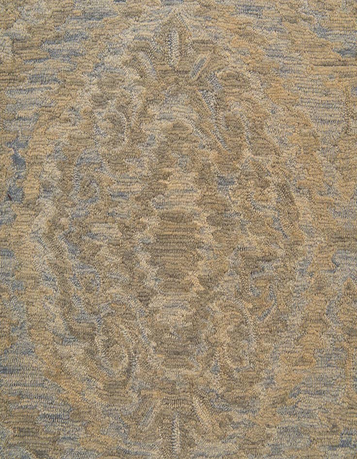 Detail image of  5' x 7' 6 Agra Rug