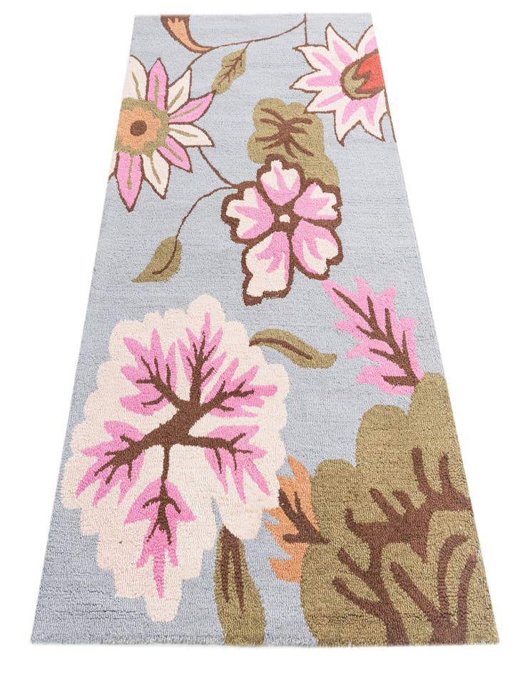 Detail image of  4' x 5' 10 Agra Rug