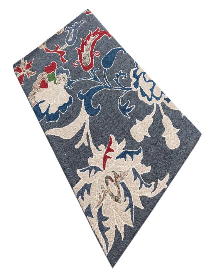 Detail image of  3' 1 x 5' Agra Rug