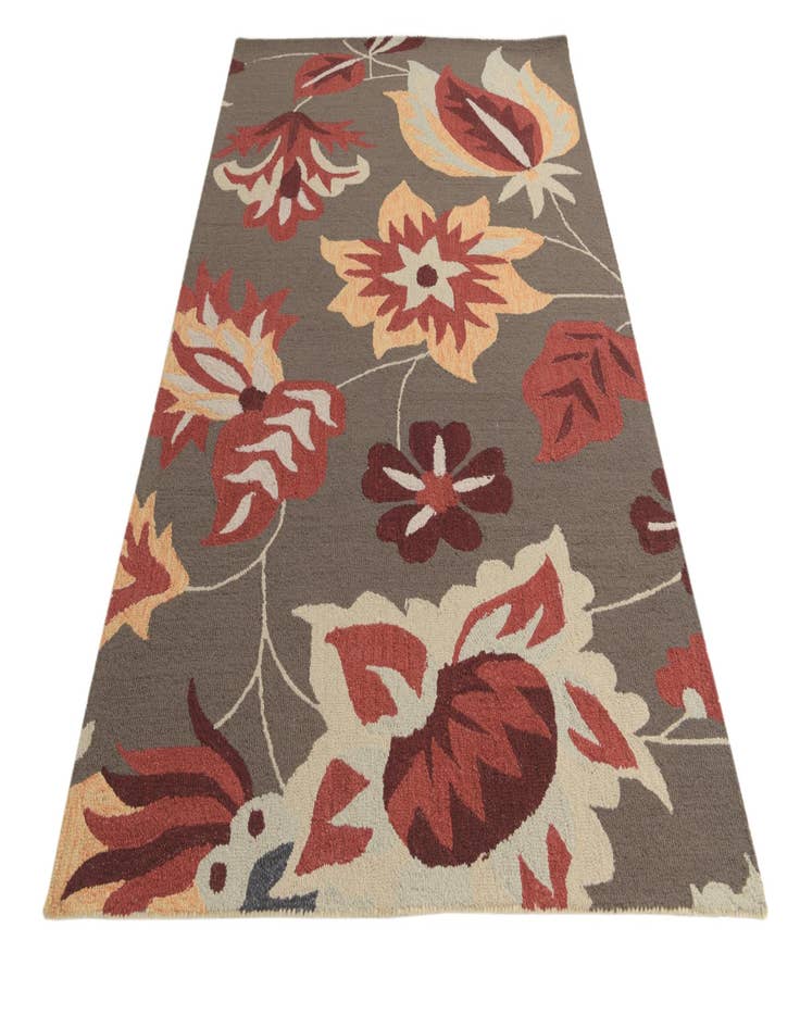 Detail image of  5' 1 x 8' 1 Agra Rug