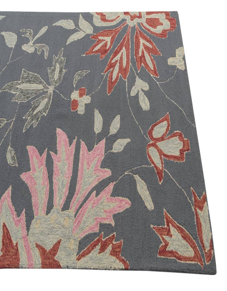 Detail image of  5' 1 x 8' 1 Agra Wool Rug