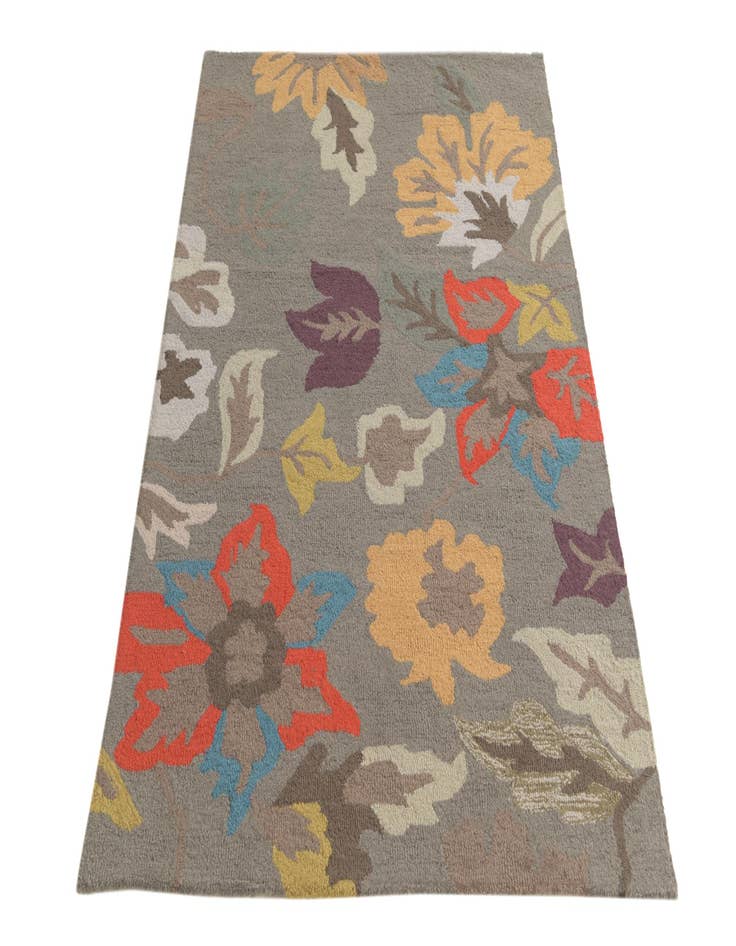 Detail image of  4' x 6' Agra Wool Rug