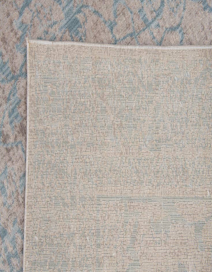 Detail image of  4' 10 x 8' Alexis Rug