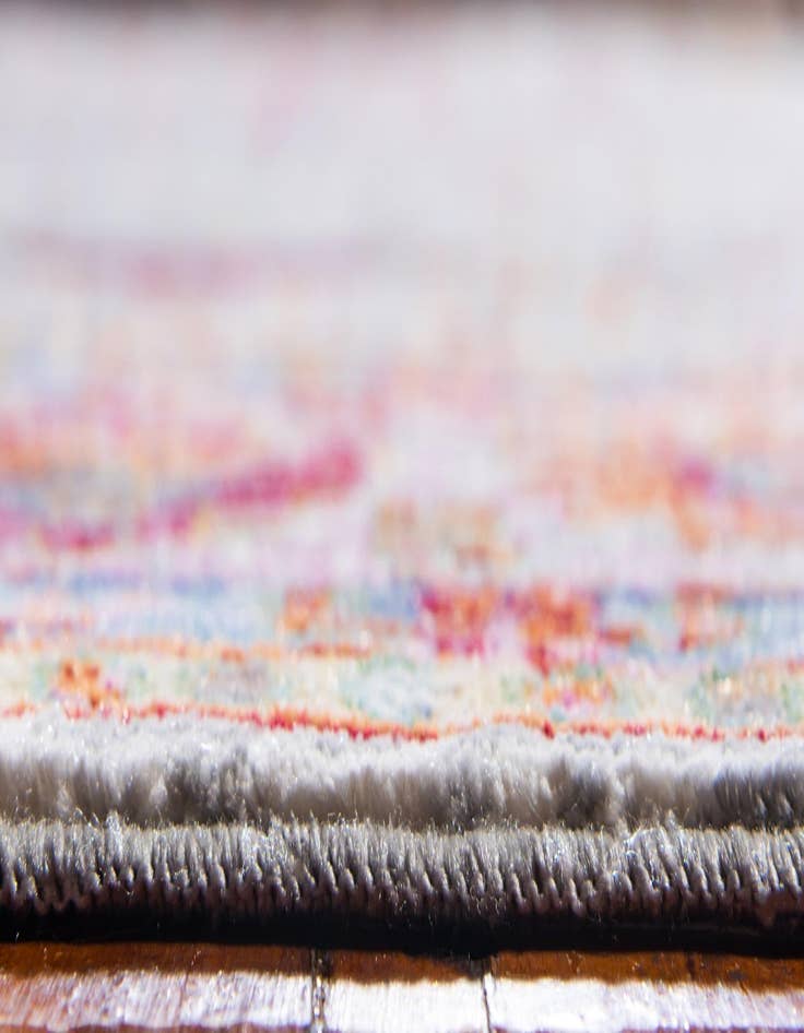 Detail image of  6' x 9' Alexis Rug