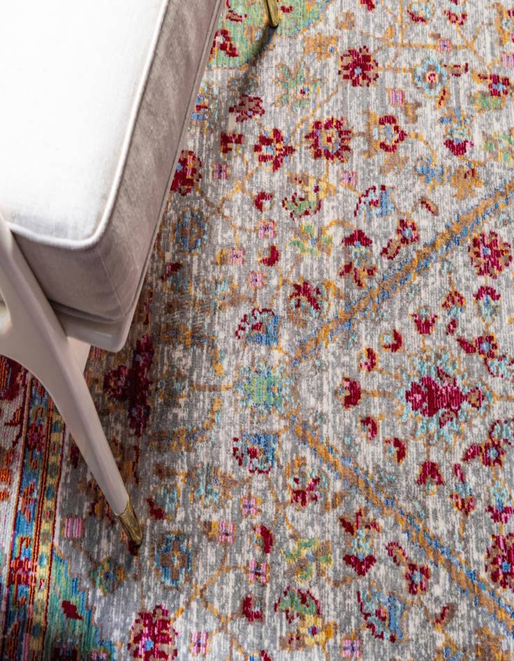 Detail image of  6' x 9' Alexis Rug