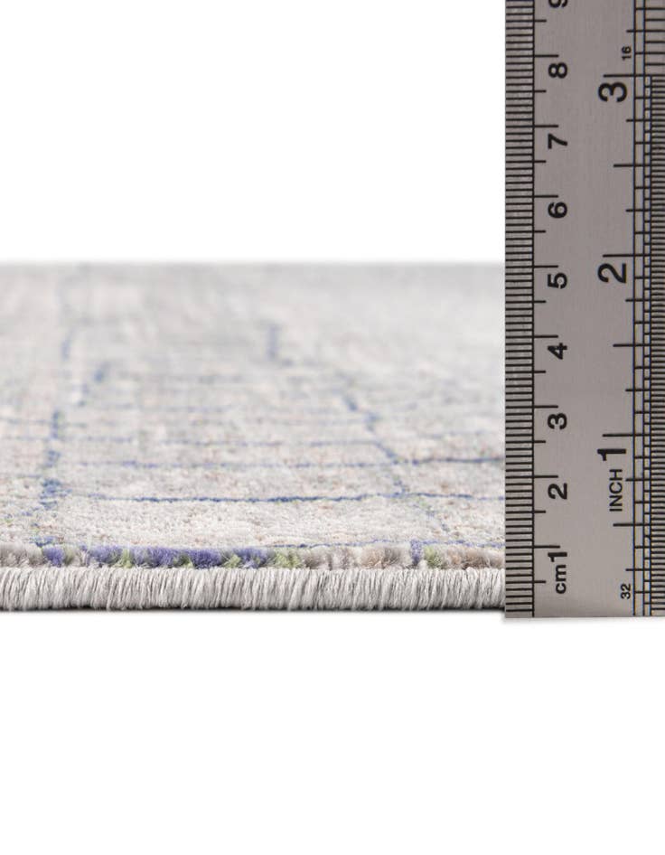 Detail image of  4' x 6' Alexis Rug