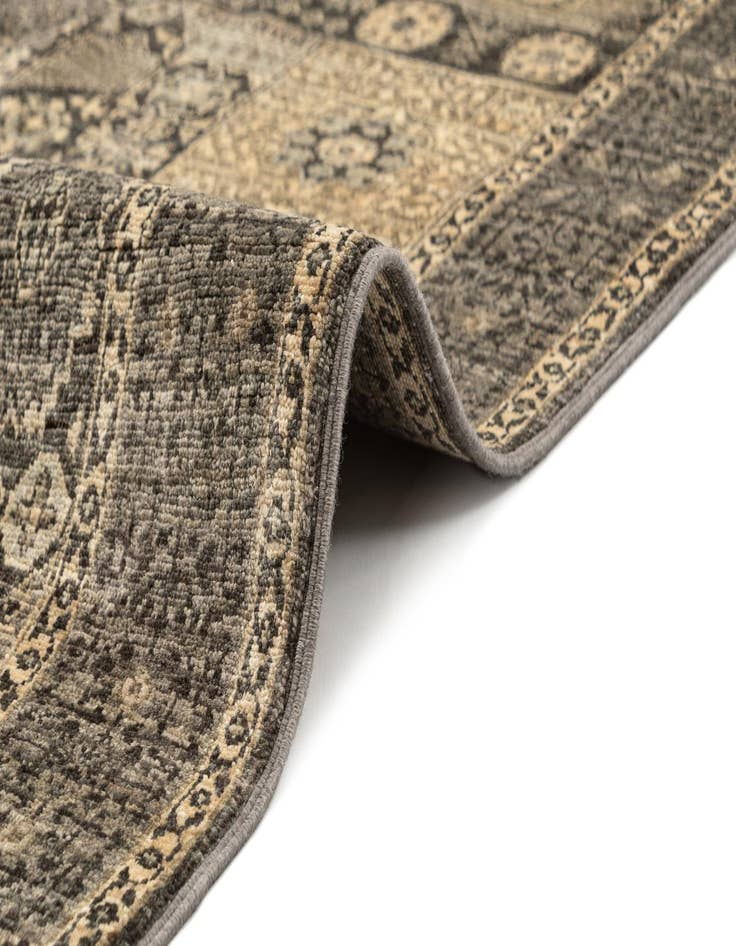 Detail image of  3' 11 x 5' 9  Hand Knotted Amina Rug