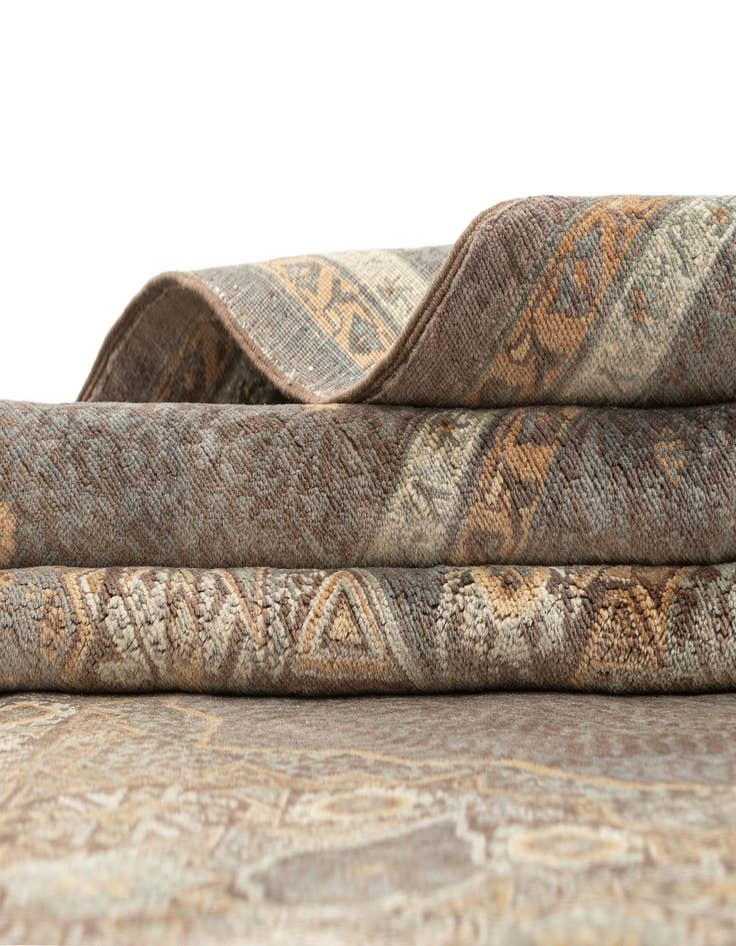 Detail image of  7' 4 x 9' 10  Hand Knotted Amina Rug