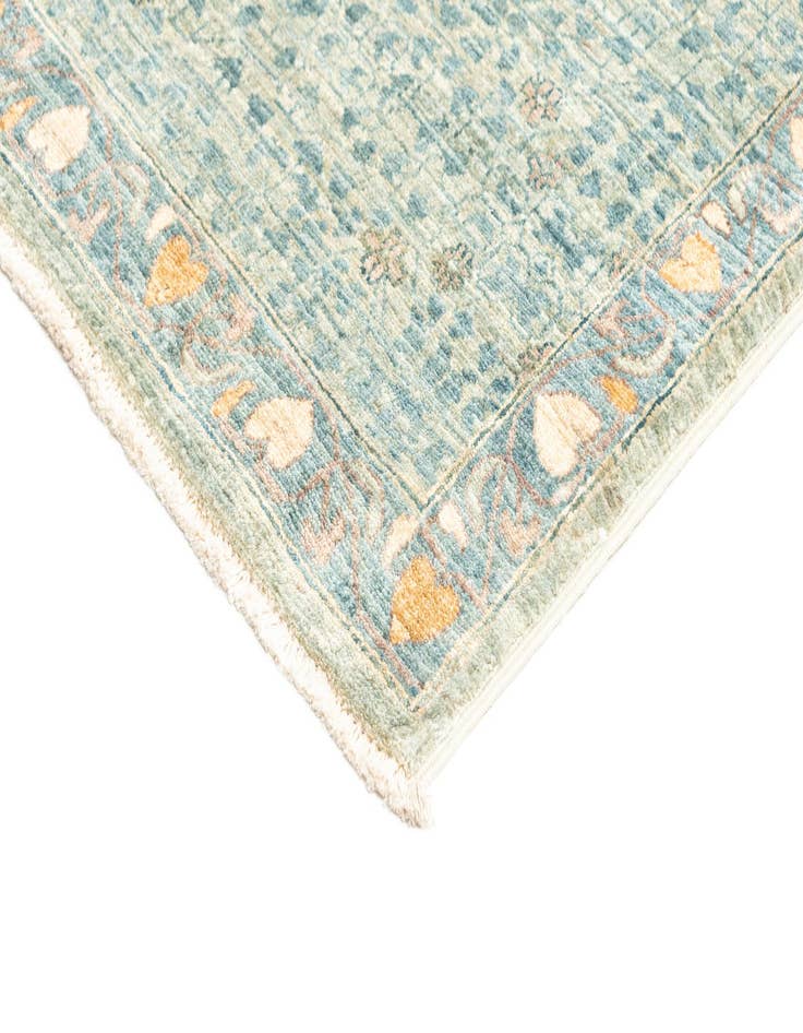 Detail image of  8' 6 x 9' 1  Hand Knotted Amina Rug