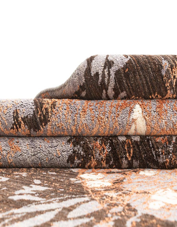 Detail image of  5' 5 x 7' 7  Hand Knotted Anar Rug