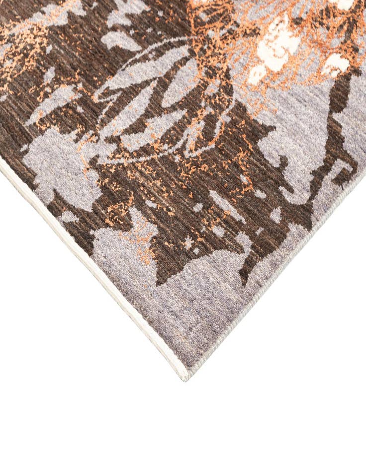 Detail image of  5' 5 x 7' 7  Hand Knotted Anar Rug