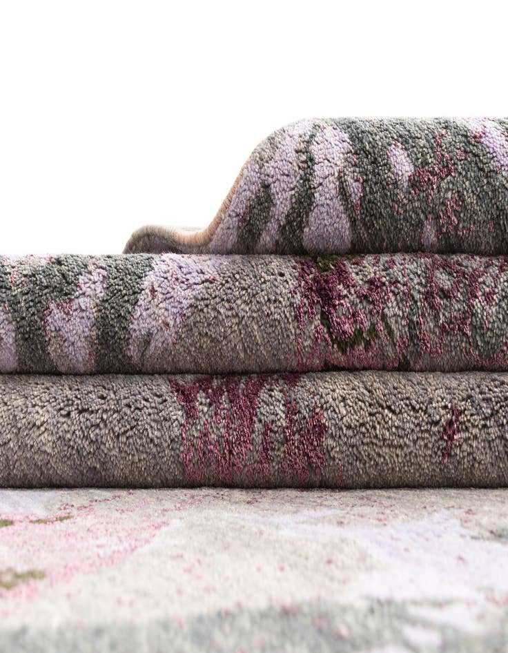 Detail image of  5' 5 x 7' 10  Hand Knotted Anar Rug