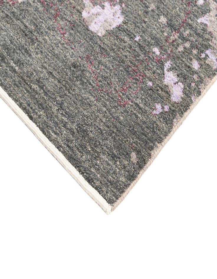 Detail image of  5' 5 x 7' 10  Hand Knotted Anar Rug