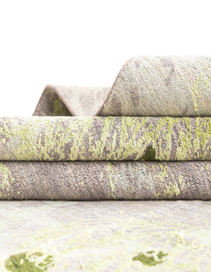 Detail image of  6' 9 x 9' 7  Hand Knotted Anar Rug