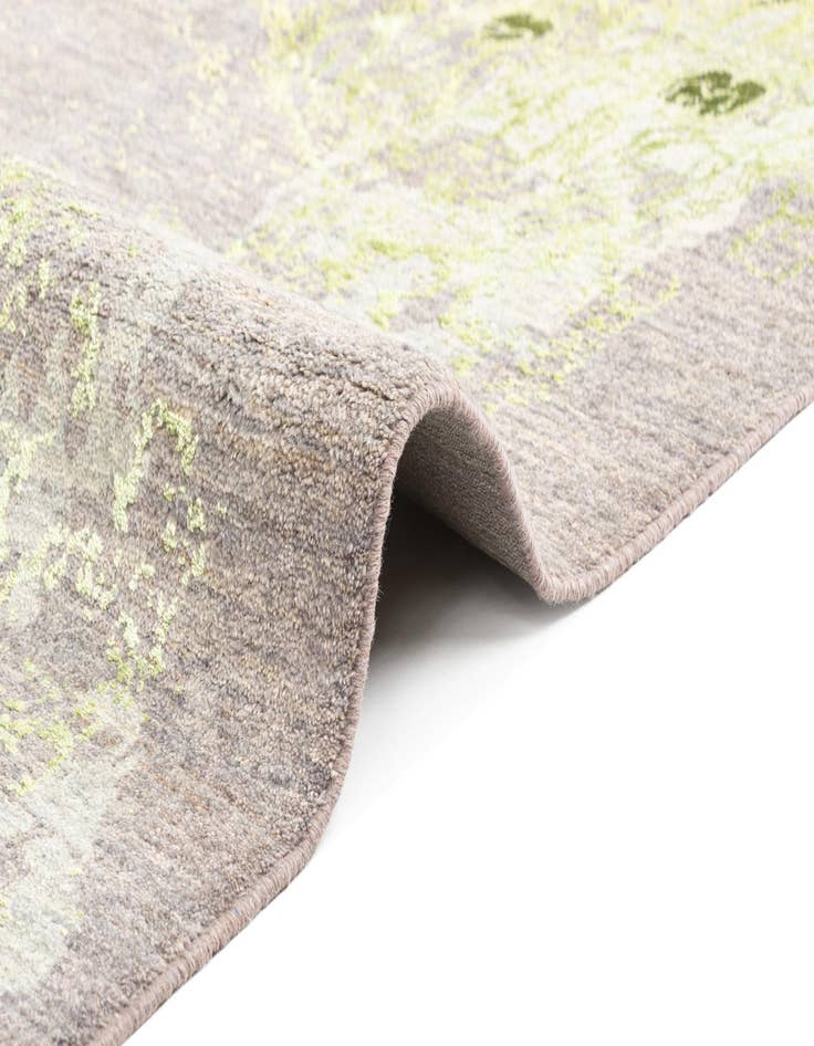 Detail image of  6' 9 x 9' 7  Hand Knotted Anar Rug