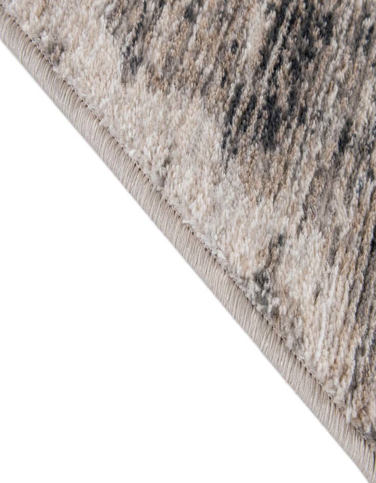 Detail image of  5' 2 x 7' 9 Aramis Rug