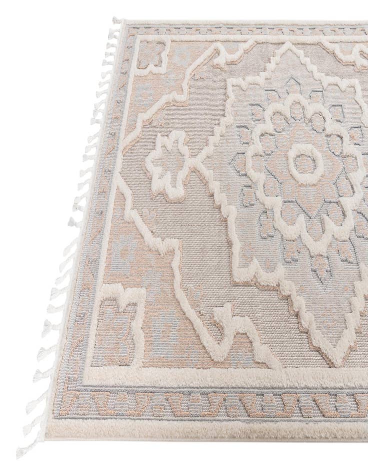 Detail image of  5' 2 x 7' 9 Arlo Rug