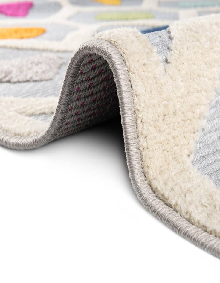 Detail image of  7' 10 x 10'  Washable Aruba Indoor / Outdoor Rug