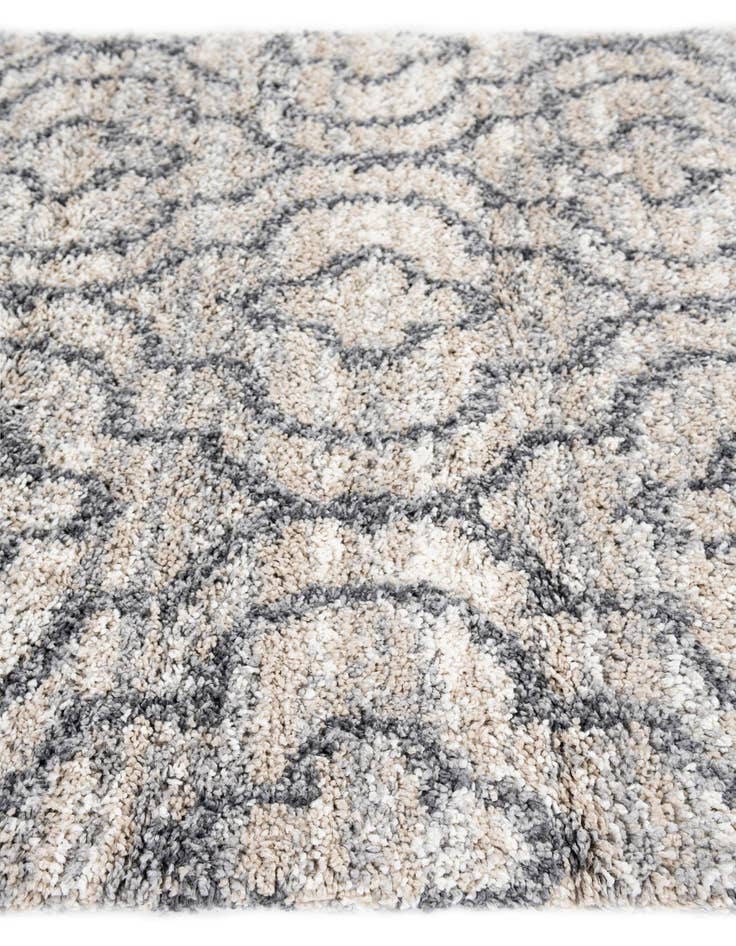 Detail image of  5' 4 x 7' 7 Athena Shag Rug
