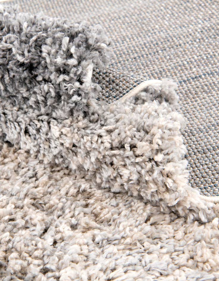 Detail image of  4' x 6' Athena Shag Rug