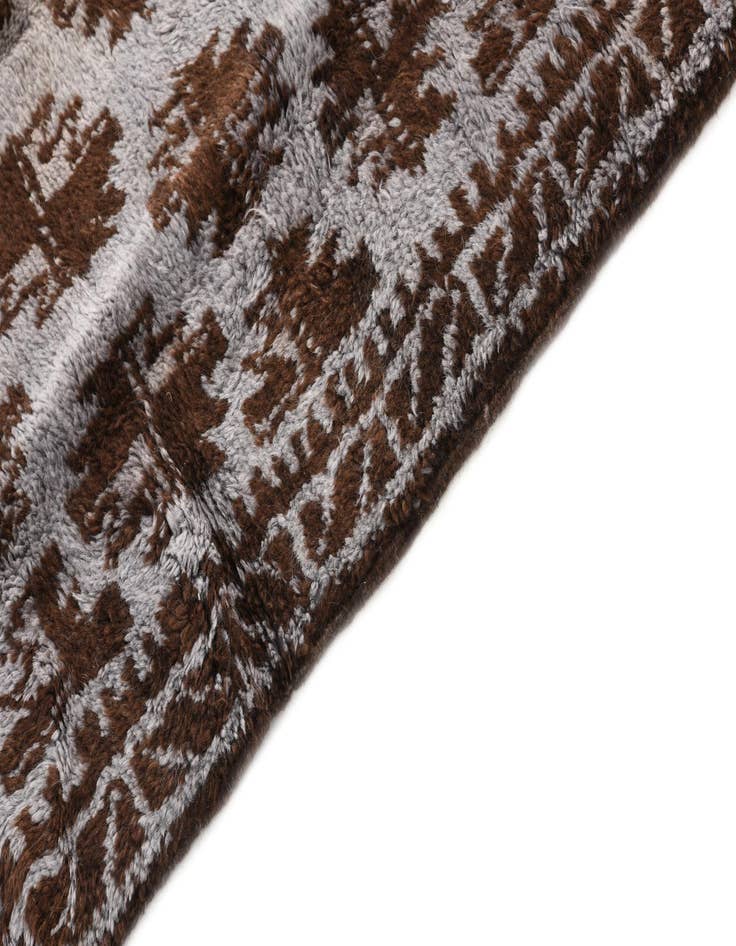 Detail image of  2' 8 x 4' 5  Hand Knotted Balouch Wool Rug