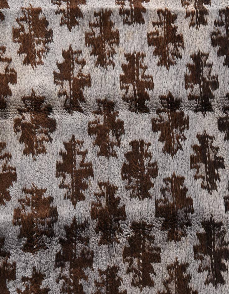 Detail image of  2' 8 x 4' 5  Hand Knotted Balouch Wool Rug