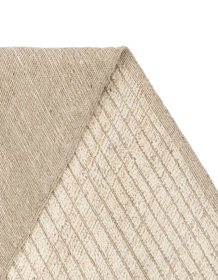 Detail image of  2' 7 x 10' 2  Hand Knotted Beni Marok Rug